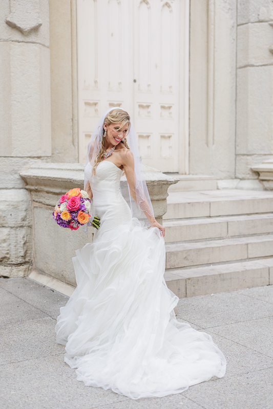 Buckingham fountain Chicago wedding photographer