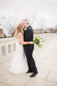 Rainy-day-wedding-portraits